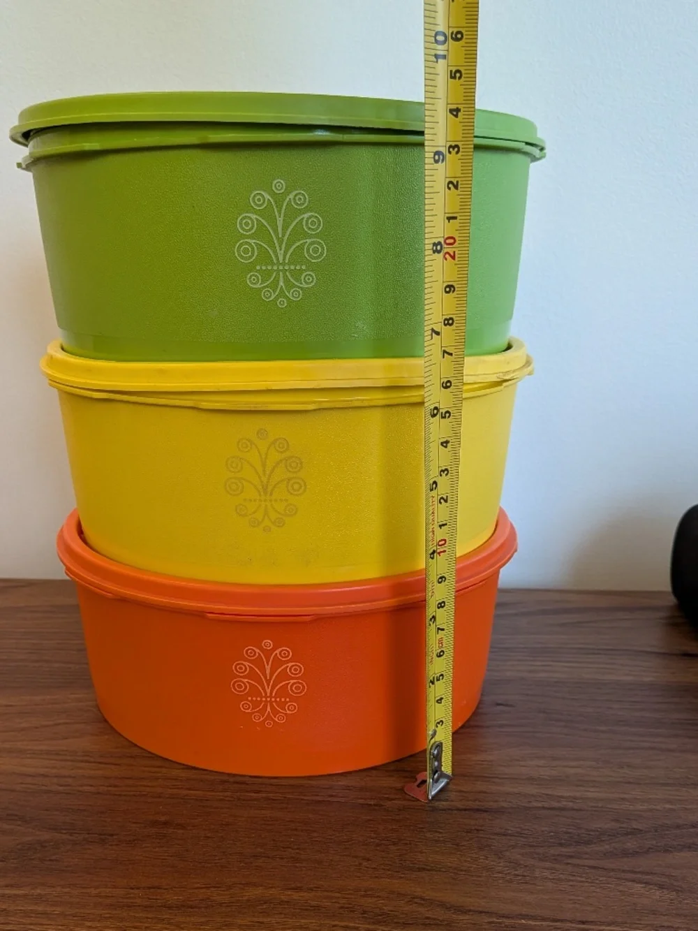 Vintage Tupperware Lidded Nesting Canister Set of 3 Harvest Gold Avocado Green